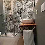 Pangea - Africa Appartement Trani