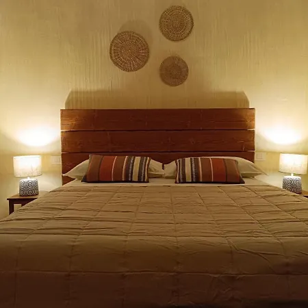 Pangea - Africa Apartment *